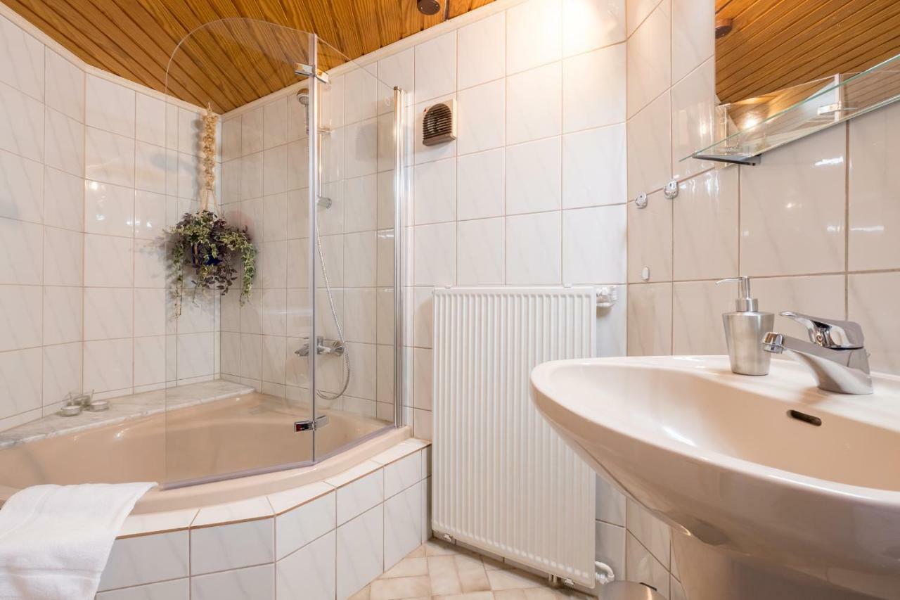 Haus Innerdorf Gemuetliches Ferienhaus Im Taunus Pohl  Eksteriør bilde