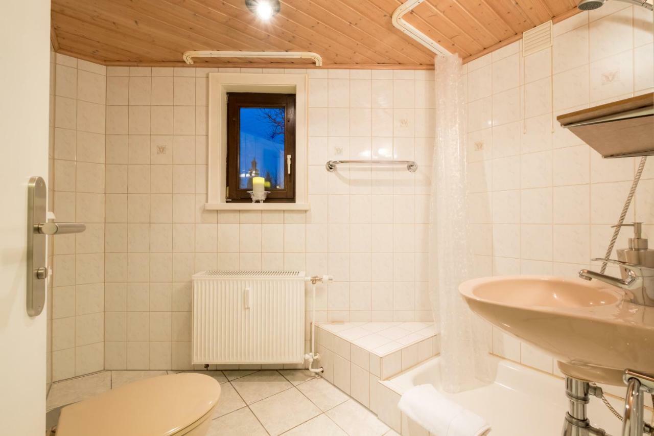 Haus Innerdorf Gemuetliches Ferienhaus Im Taunus Pohl  Eksteriør bilde